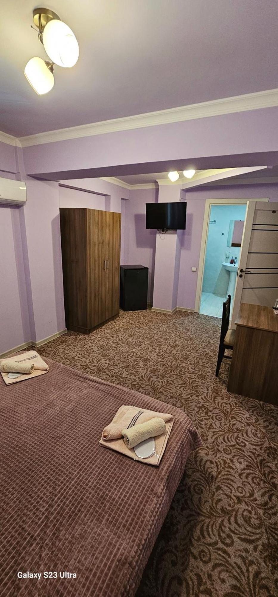 Hotel International Yerevan Exterior photo