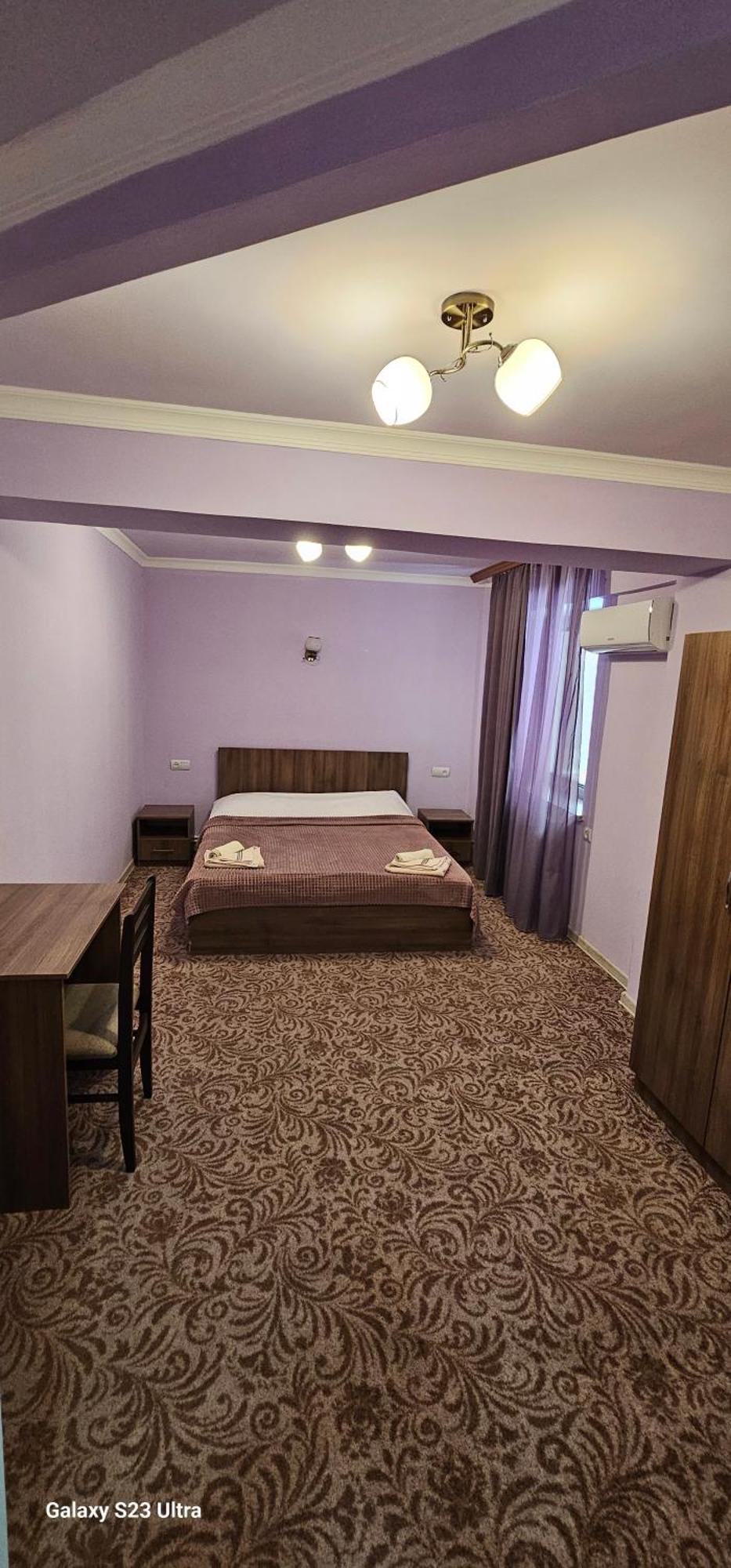 Hotel International Yerevan Exterior photo
