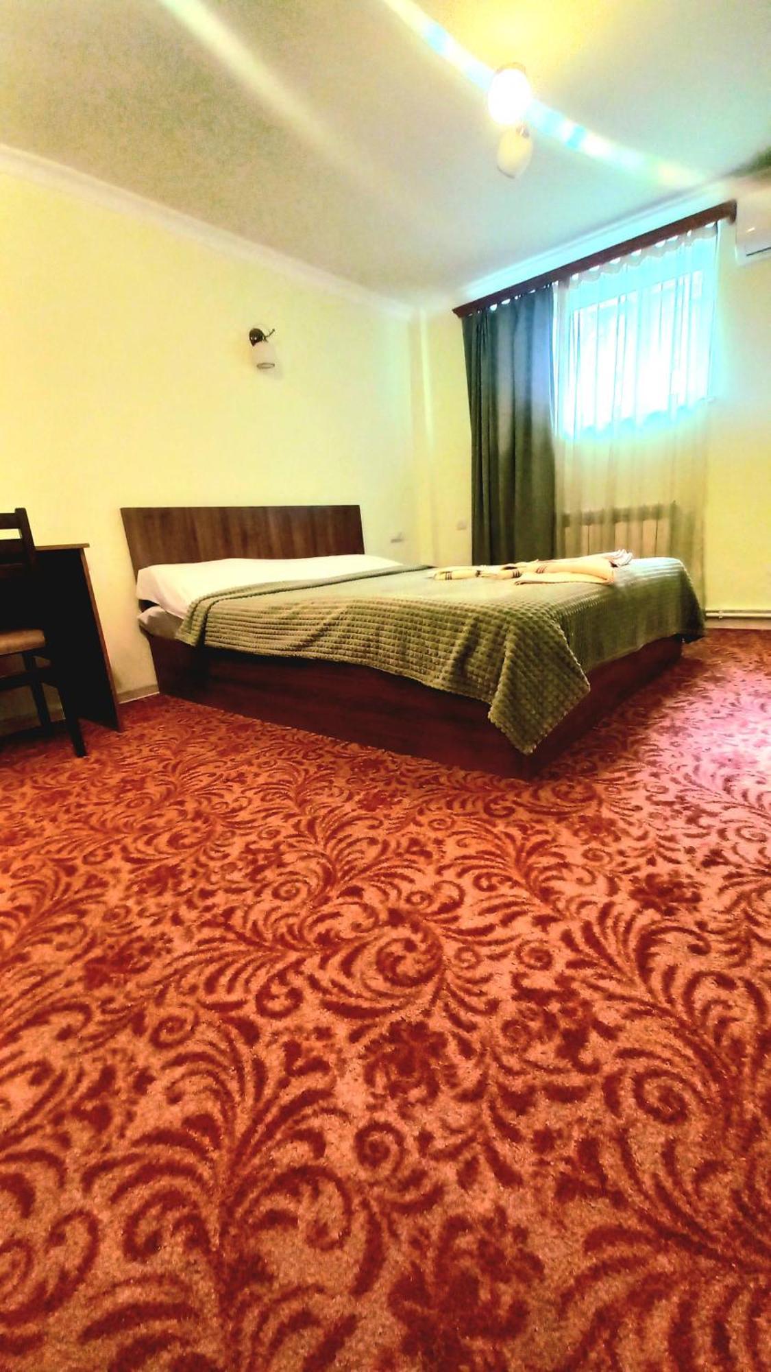 Hotel International Yerevan Exterior photo